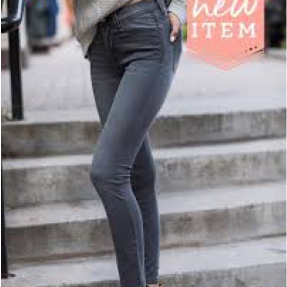 Grace & Lace happy pants in gray
